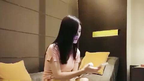 迷妹推荐--约个风骚御姐