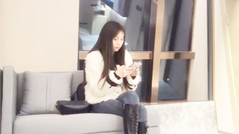 迷妹推荐--舌吻舔弄奶头 按头深喉口交 上位骑坐 侧位深入抽插