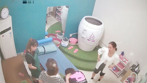 女子限定推油按摩