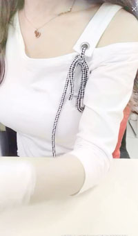 塞着跳蛋上班 中间熬不住了就往厕所跑