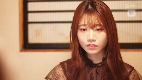 在爱人面前被侵犯的背德感  可能在公司内暴露的刺激 我在办公室内堕落的NTR性交__001