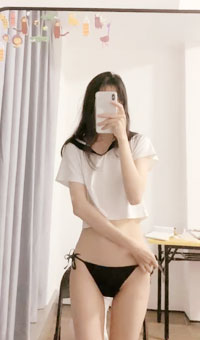 咕噜熊 萝莉学妹下海