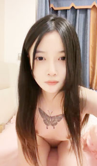 【小蝴蝶飞】顶级校花!_丝袜美腿掰穴抠逼自慰超过瘾！