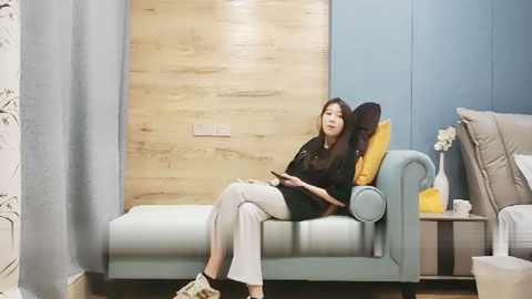 迷妹推荐--艺校在读大学生真的很嫩