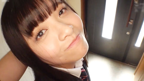 制服少女与大叔 「我想做爱的欲望，想要被大叔搞得一团糟」海野伊仓__001