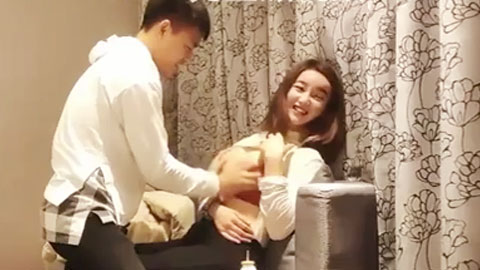 迷妹推荐--听她的疯狂叫床声