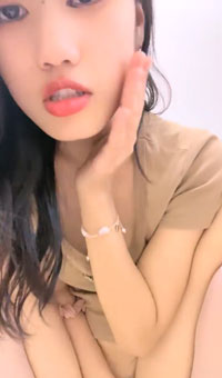 长腿学妹!道具抽插爽到喷水爆撸