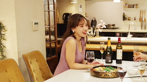 夜晚化身痴女的女上司 将你的肉棒玩弄到天亮直到不省人事_002