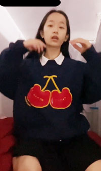 最近很火的_婚纱弹力摇_完整版视频_她是真的爱这个