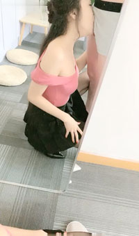 粉色短袖黑裙‖黑丝高跟‖被你操得能不出水吗