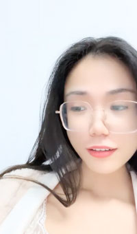 微毛騷穴跳蛋震動，美臀騎乘姿勢，擺弄各種姿勢