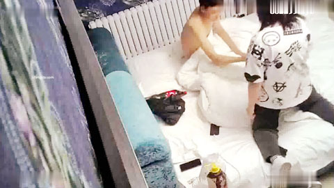 迷妹推荐--最能做爱小情侣_操完一次又一次_热情飞扑_老公_好爽啊