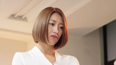 超爱比父亲还年长的大叔上司