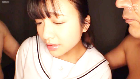 制服少女与大叔 「我想做爱的欲望，想要被大叔搞得一团糟」海野伊仓__003