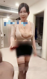 既然哥哥不中用,嫂子嫩逼我来操