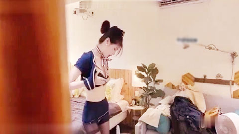 迷妹推荐--空姐下班回家被强推无套内射完美露脸