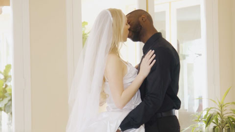 白人新娘和黑人保镖