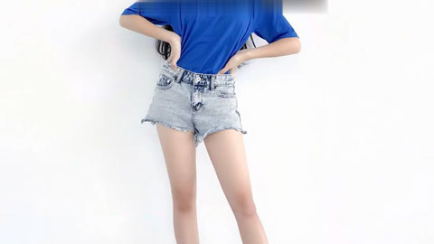 某高校热舞社团社长上厕所被多角度偷拍难怪舞跳得那么骚下面毛毛真多