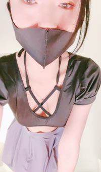 一线天美穴，坚挺美胸，一字马 自慰，淫水直流