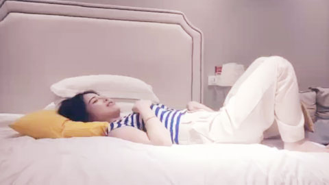 迷妹推荐--颜值身材完美 奶子很大 再攀职业生涯巅峰