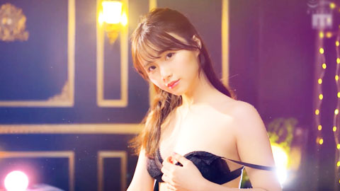 MIDA_164_首次解禁無套中出！超滑嫩透明美肌女王，爽到喊「我已經高潮啦！」還是體驗了初次膣內射精_002