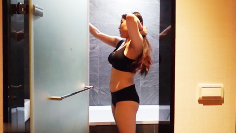 迷妹推荐--酒店约炮大奶子美女同事