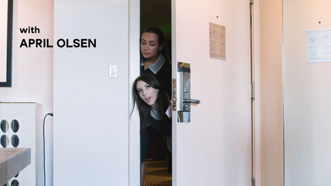 女仆偶然看到老板在草老板娘