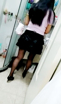 拿妈妈的原味内裤闻开水下药无套内射 儿子干妈妈！2