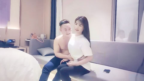 迷妹推荐--兔牙小美女