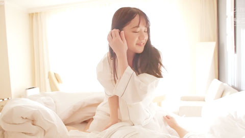 微笑接吻天真玩耍後、到賓館持續求合抽插到早上的約會