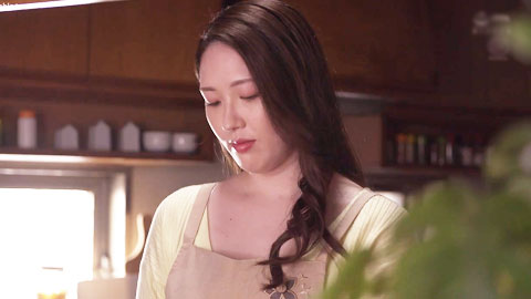 夫妻吵架NTR 我找朋友调解，结果还没反应过来老婆就被绿帽了_001