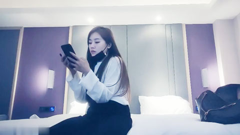 迷妹推荐--酒店约外围兼职女白领下面毛毛浓密各种姿势草得很爽