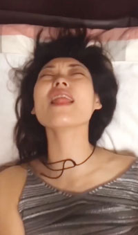 勾搭公司少妇女同事偷情