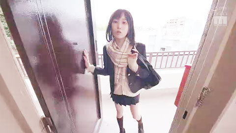 让沉浸其中的辣妹使用的话真人版同人销量突破15万部！FANZA同人排行榜3冠达成！空前的大热作品真人化！__001