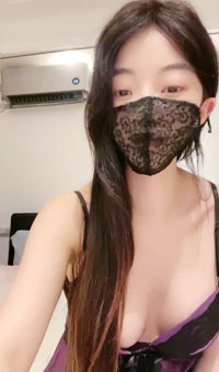 菲菲 叫声和动作很合拍