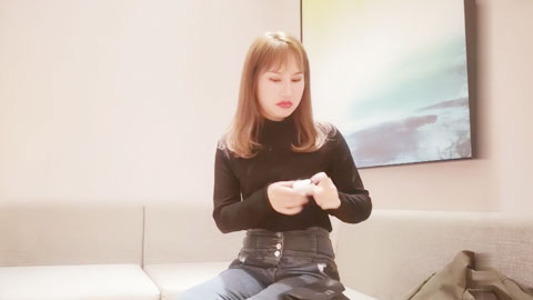 迷妹推荐--经典作之美乳清新女神_清冷美人身材妙饱满椒乳往上翘