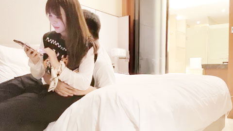 迷妹推荐--痞呦开始接客了嘛-太像了