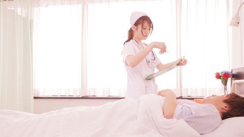 舔棒護理師的徹底口交射精管理