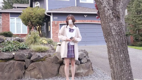 樱花树下宅男富二代狂追不舍