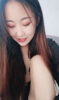 这阴毛也太浓密了，骚货