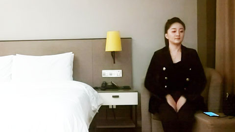 迷妹推荐--外围高端场再度开启，漂亮小姐姐肤白人浪