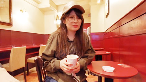 农村太清纯的女孩来东京拍AV豪华版