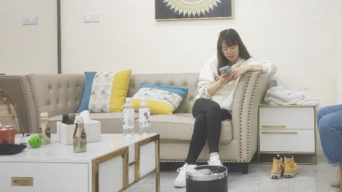 迷妹推荐--眼镜妹，反差婊，新人还挺害羞，少女肉体