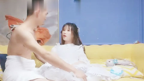 迷妹推荐--洛丽塔小萝莉有点羞涩