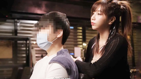 迷妹推荐--〖吴梦梦〗性感巨乳身材美妆师的诱惑