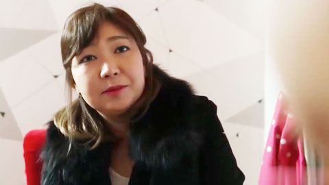 被安排的客户女职员 HD中字--下