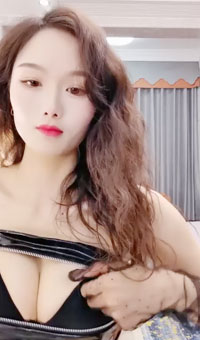 健身女神！性感情趣装！热舞抖臀，绝活站立一字马