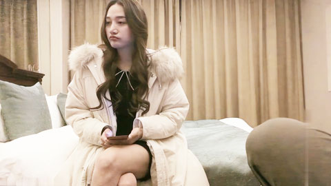 迷妹推荐--上海大圈，极品御姐，一颦一笑妩媚动人，翘臀大长腿尽情玩弄