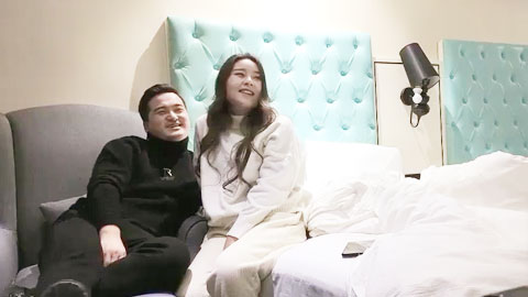 迷妹推荐--神似郭碧婷，良家女神，甜美温柔，羞涩口交，无套内射