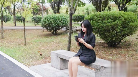 迷妹推荐--校花女神援交记卖淫遇到曾经的舔狗被猛草